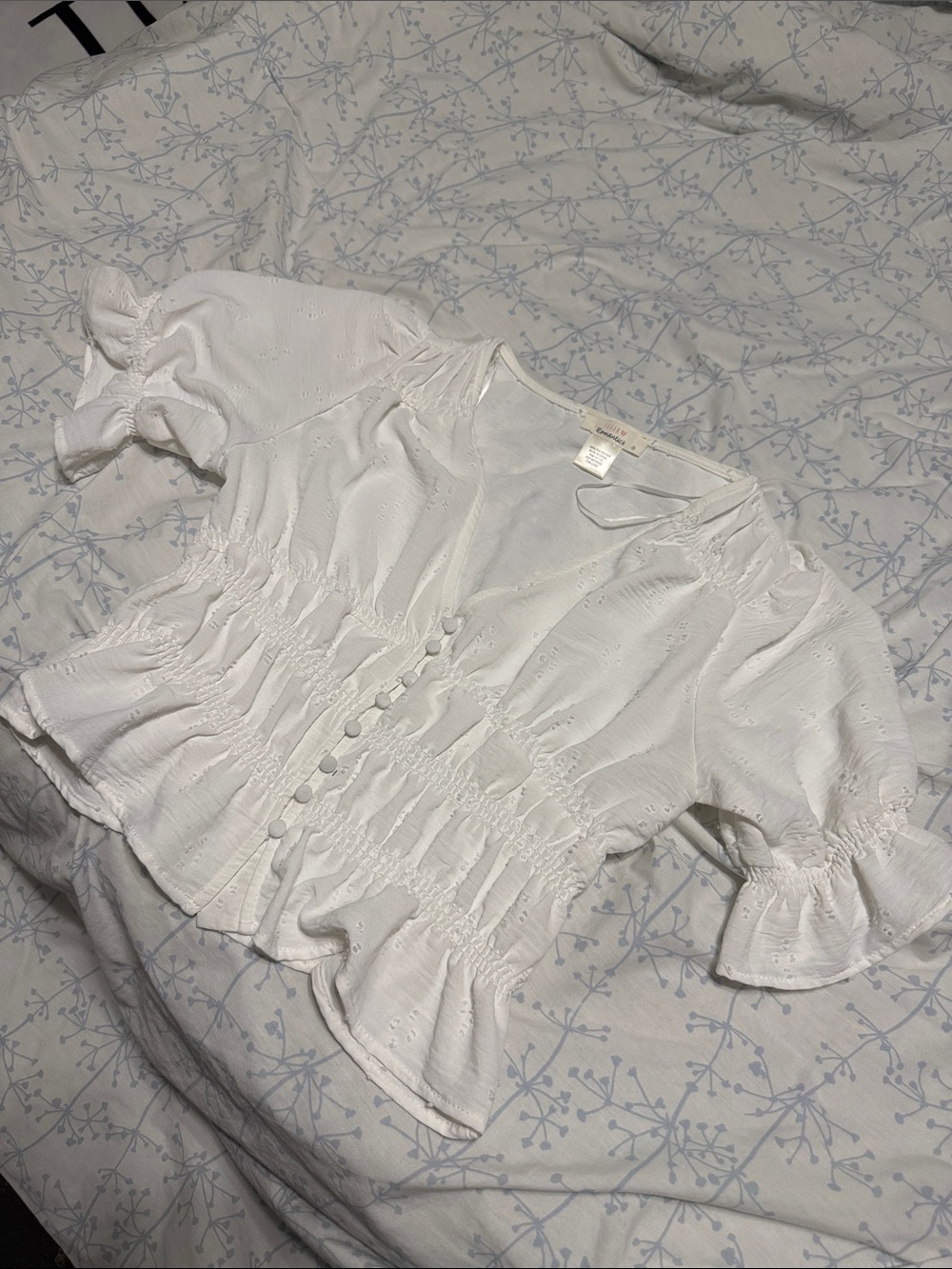 URBAN Romantics White Smocked Eyelet Button-Front Blouse